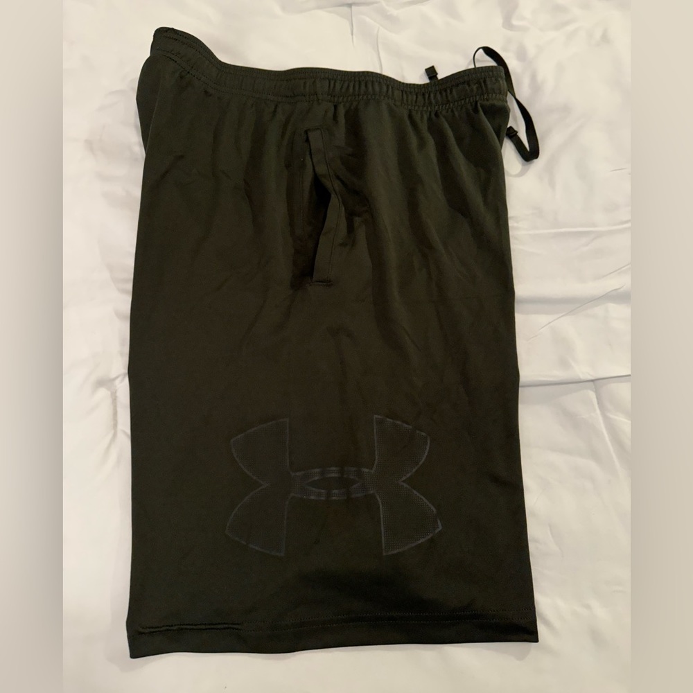 Under Armour shorts, medium, olive green